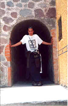 HOLA ME GUSTA SALIR Y DIVERTIRME NO SOY DE AQUI, PERO ME ENCUENTRO AQUI POR TIEMPO INDEFINIDO ME GUSTA EL ROCK IR DE ANTRO ETC ESCRIBEME A palacios15@hotmail.com
